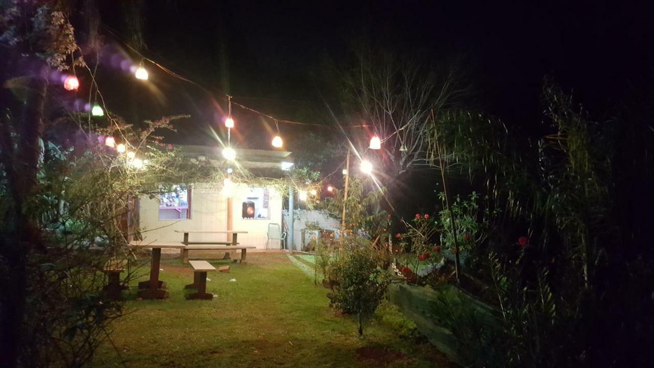פוארטו איגואסו Hotel Los Amigos מראה חיצוני תמונה