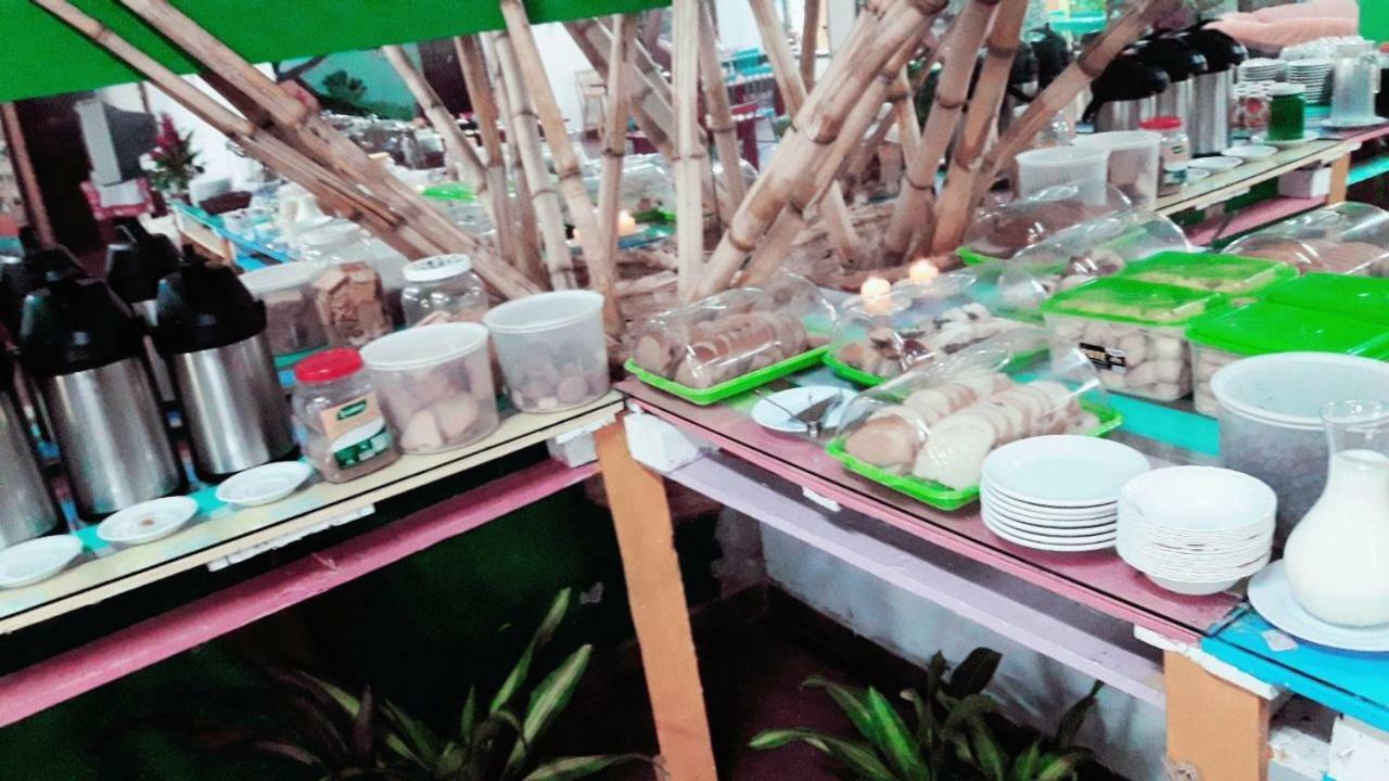 פוארטו איגואסו Hotel Los Amigos מראה חיצוני תמונה