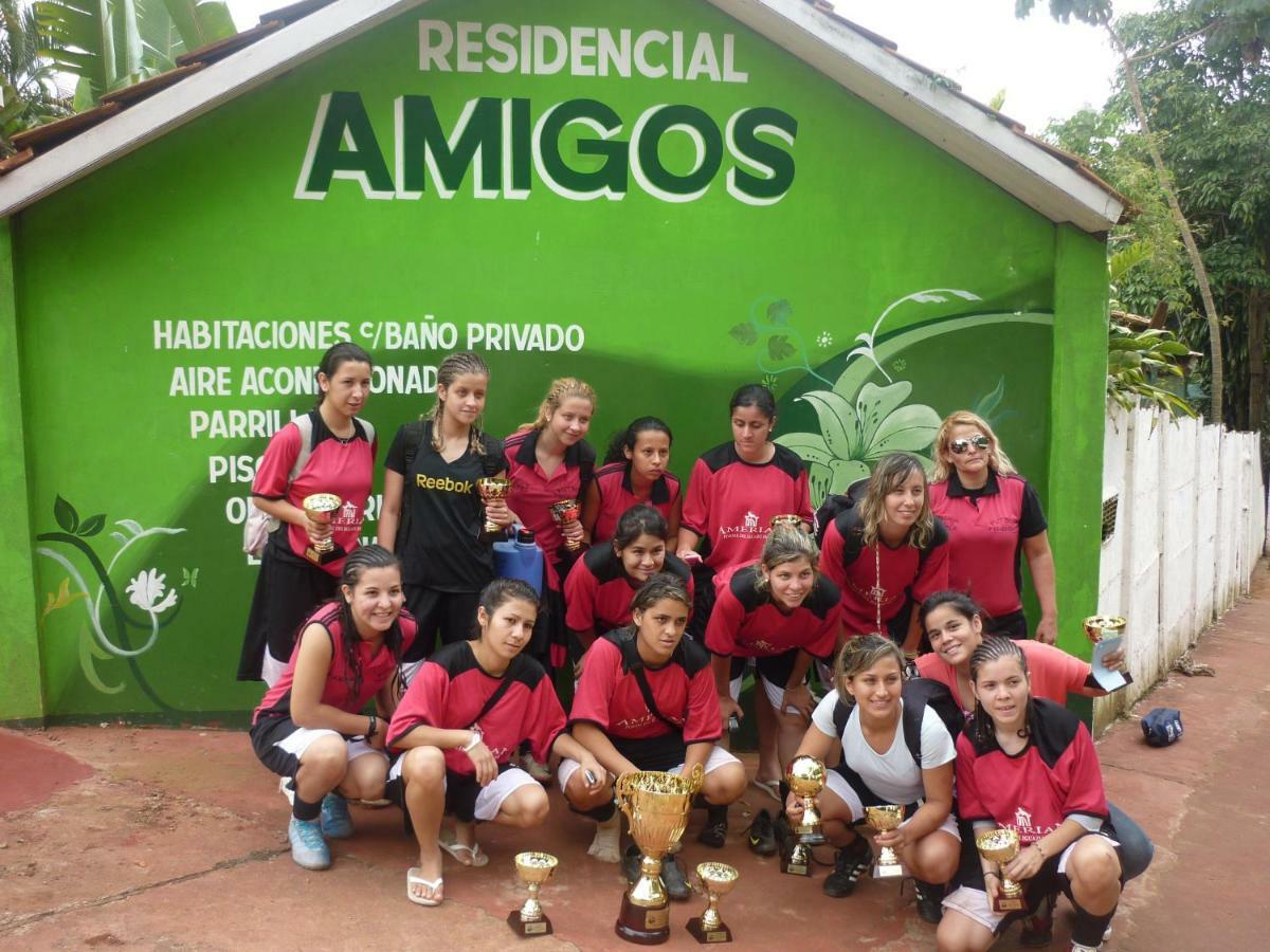 פוארטו איגואסו Hotel Los Amigos מראה חיצוני תמונה