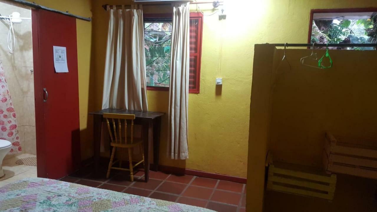 פוארטו איגואסו Hotel Los Amigos מראה חיצוני תמונה